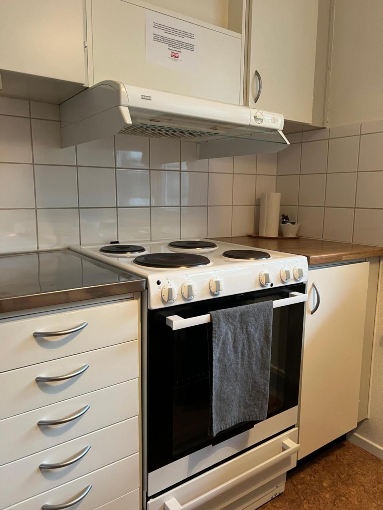 Rs Laegenhetshotell Skoevde Bagian luar foto