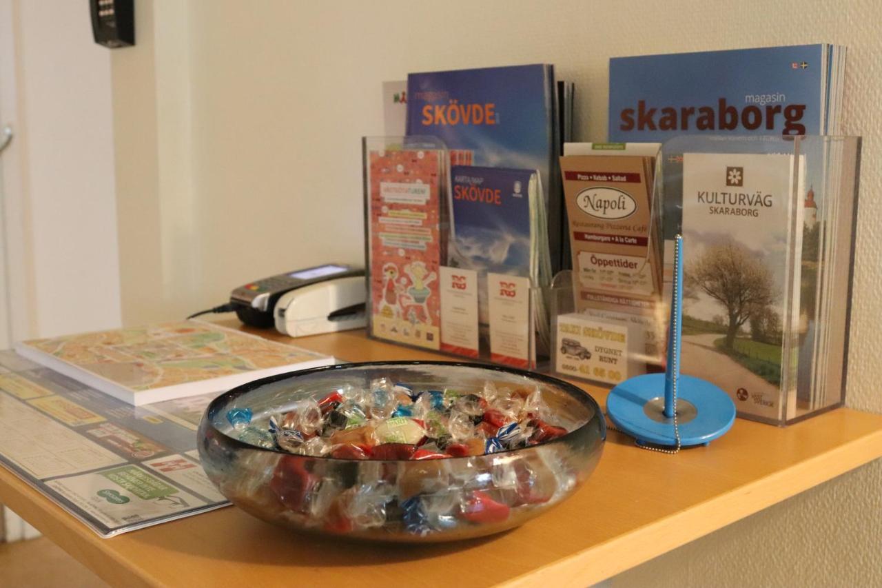 Rs Laegenhetshotell Skoevde Bagian luar foto