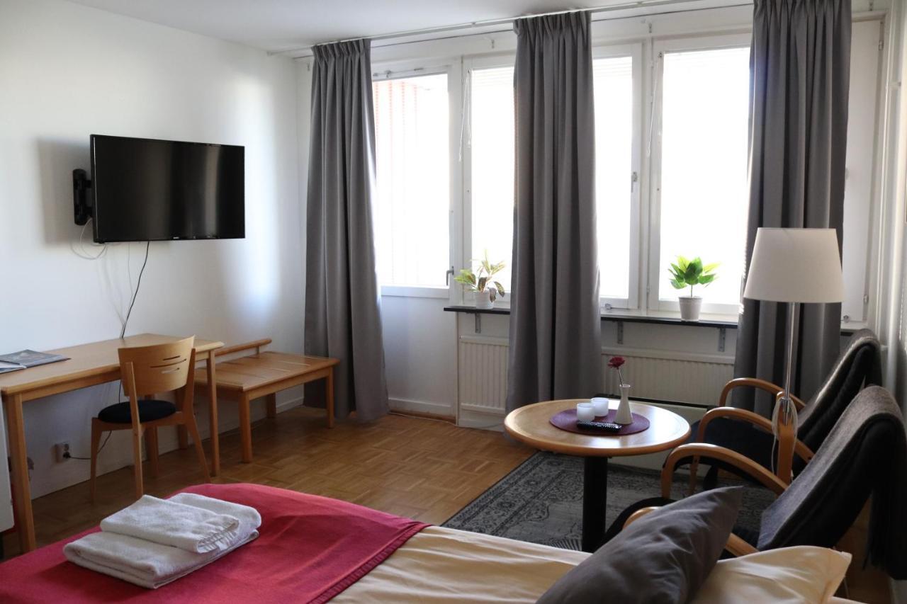 Rs Laegenhetshotell Skoevde Bagian luar foto